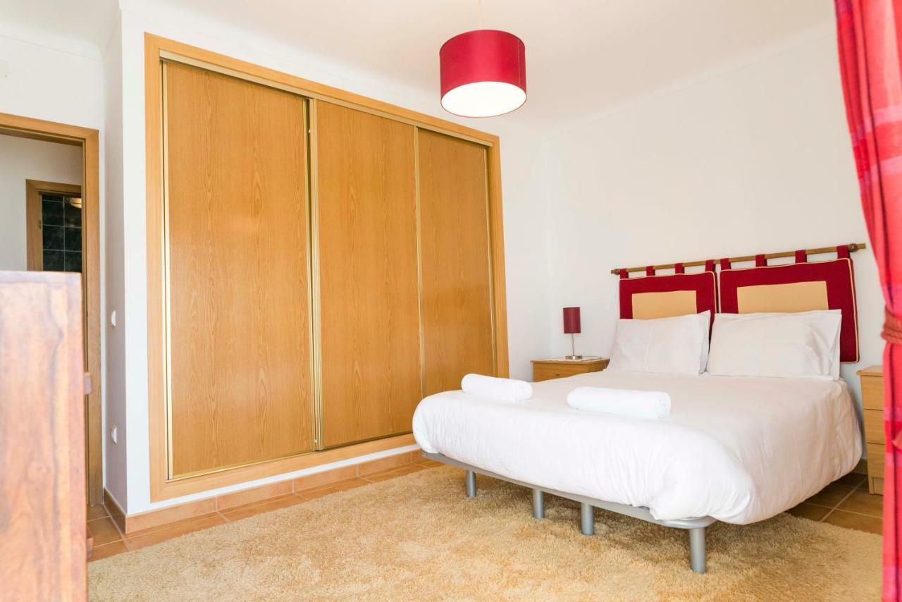 Pedra Do Ouro Swimming Pool Apartment Патаяш Экстерьер фото